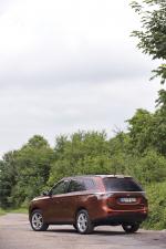 Mitsubishi Outlander 2012 года